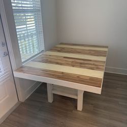 Dining Room Table & 4 Chairs 
