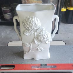 Large 3D Flower Vase 