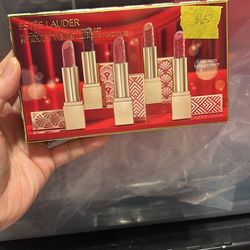 Estee Lauder 5 Full Size Lipstick . Value Gift Set 🛍️💕💕