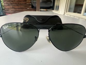 Ray-Ban Aviator Sunglasses with Case