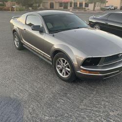 2005 Ford Mustang
