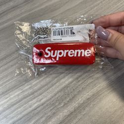 Supreme Keychain 