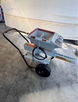 MUDMIXER Continuous Feed Portable Electric Concrete, Cement and Mortar Mixer