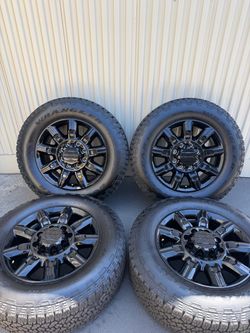 Gmc Sierra 2500/3500 Denali Factory Wheels Tires