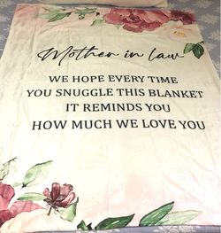 🌸 Brand New "Mother in Law" Floral Fleece Throw Blanket