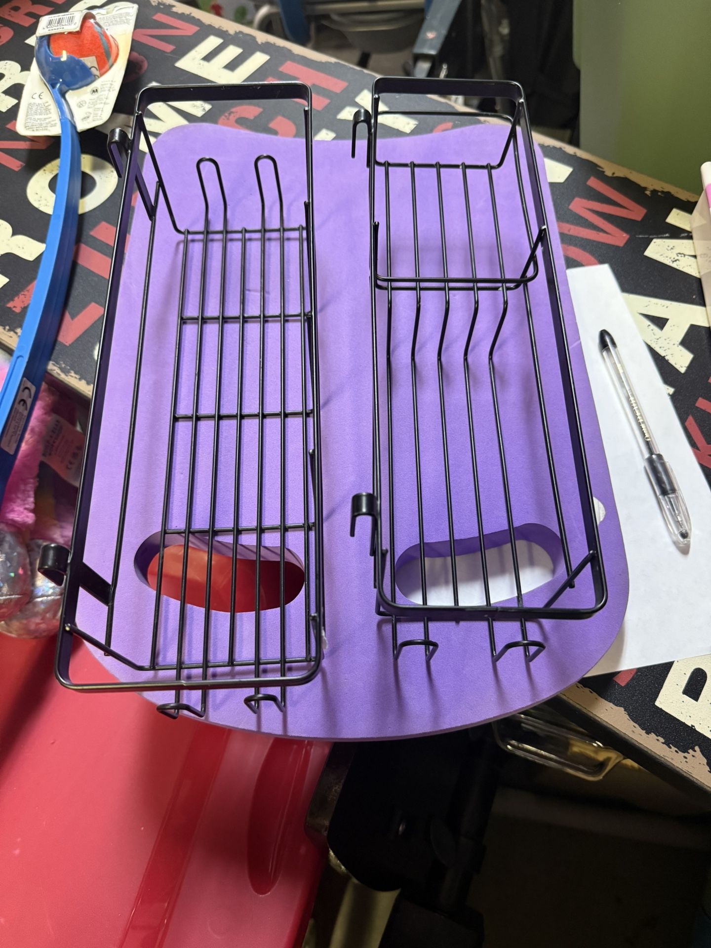 2 Metal Shower Caddies