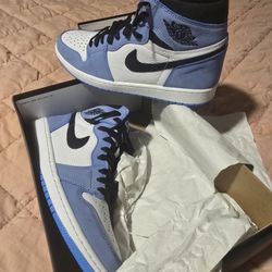 AIR JORDAN RETRO 1 OG UNIVERSITY 