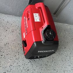 Honda EU2000i 2000W Inverter Portable Generator SUPER QUIET