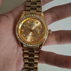 gold-tone Rolex Oyster Perpetual Datejust watch