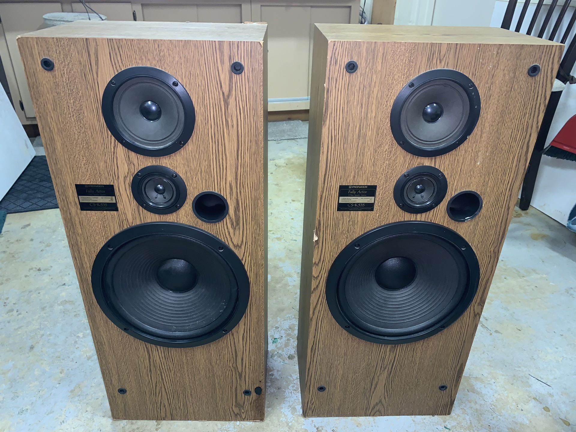 Pioneer CS-K535 Tower 3-way Floor Speakers - 150 Watts
