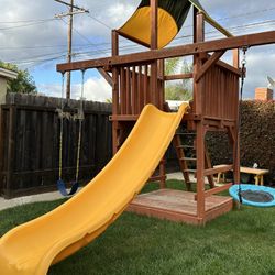 Play Set - Very Good Congratulations 