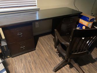 Pottery Barn Desk And Chair 