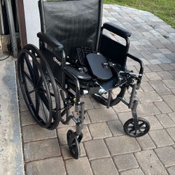 Wheelchair 