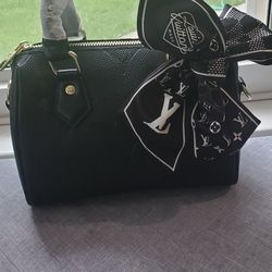 Small Black Purse