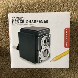 COOL CAMERA DESIGN PENCIL SHARPENER WITH BOX - GREAT GIFT - HOME OR OFFICE DECOR