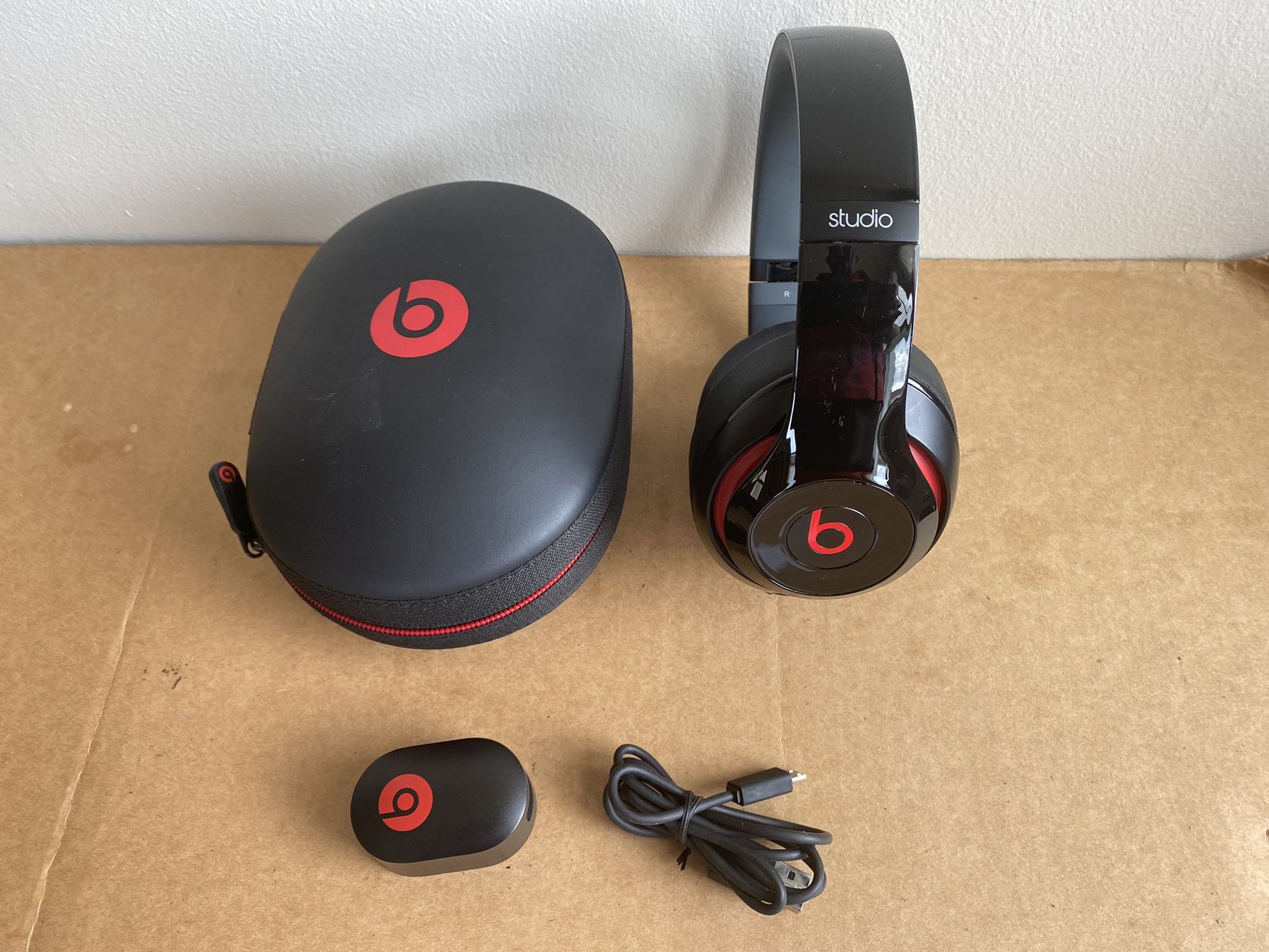 Beats Studio Wireless Headphones