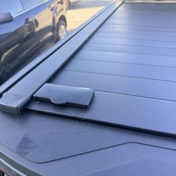 Tundra 3G Retractable Cover 