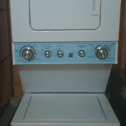 Like New  Kenmore Stackable Washer Electric Dryer