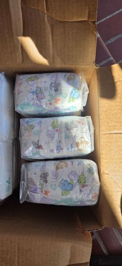 Free / Gratis Diapers Size 2