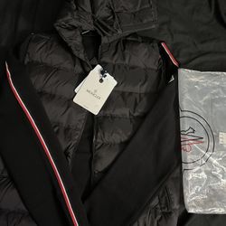 moncler puffer jacket 