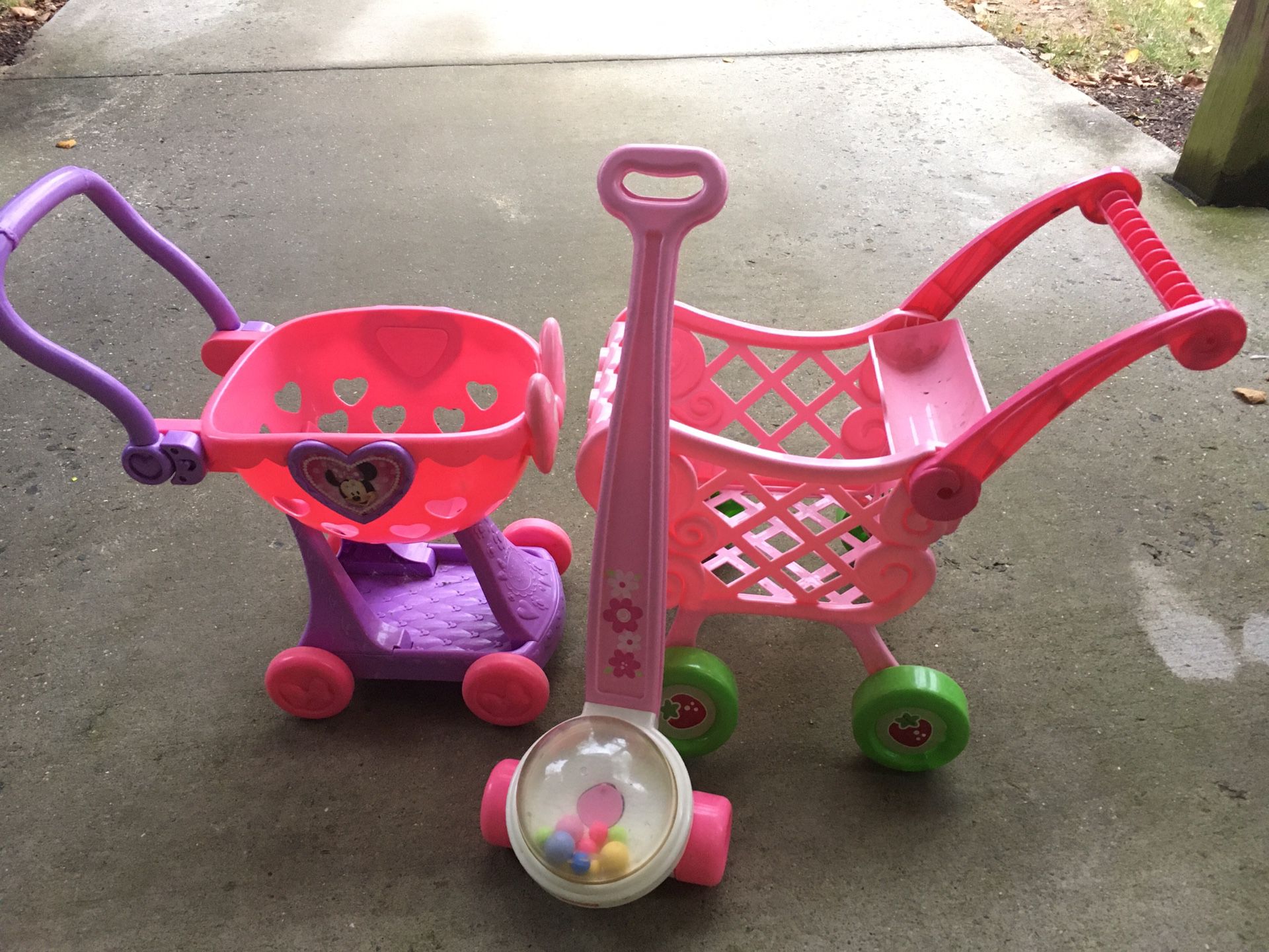 Two pink carts & popper