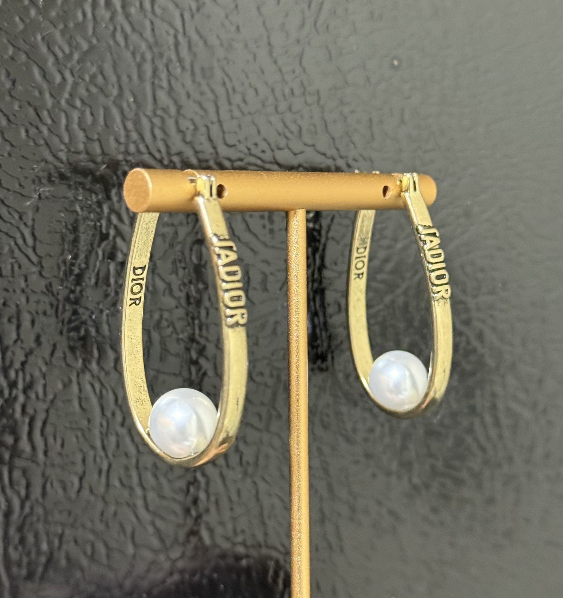 Elegant gold and pearl hoop earrings