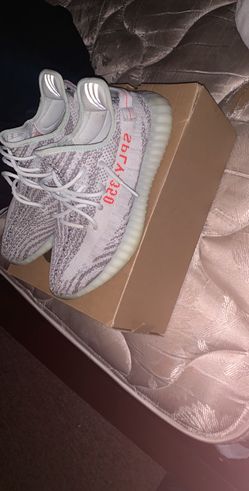 Yeezy blue tint size 9.5