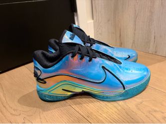 Nike LeBron 22 USA ‘immortalized pack- Blue Fury’