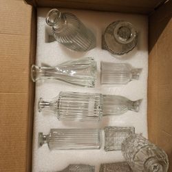 Box Of Assorted Vases 20 Per Box, 2 Boxes Total