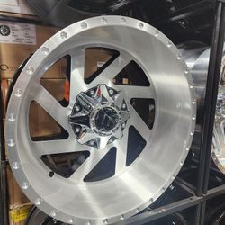 SET DE RINES 20X12 CON GOMAS 33X12.50R20  PARA F250, F350, RAM 2500 