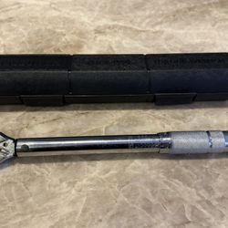 Pittsburgh Pro 3/8" Drive Click-Type Torque Wrench