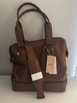 BEIS NWT Weekender Mini