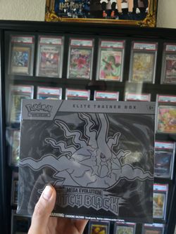 A few Pokémon Pitch Black ETBs available