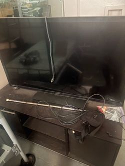 50” Emerson LED Tv