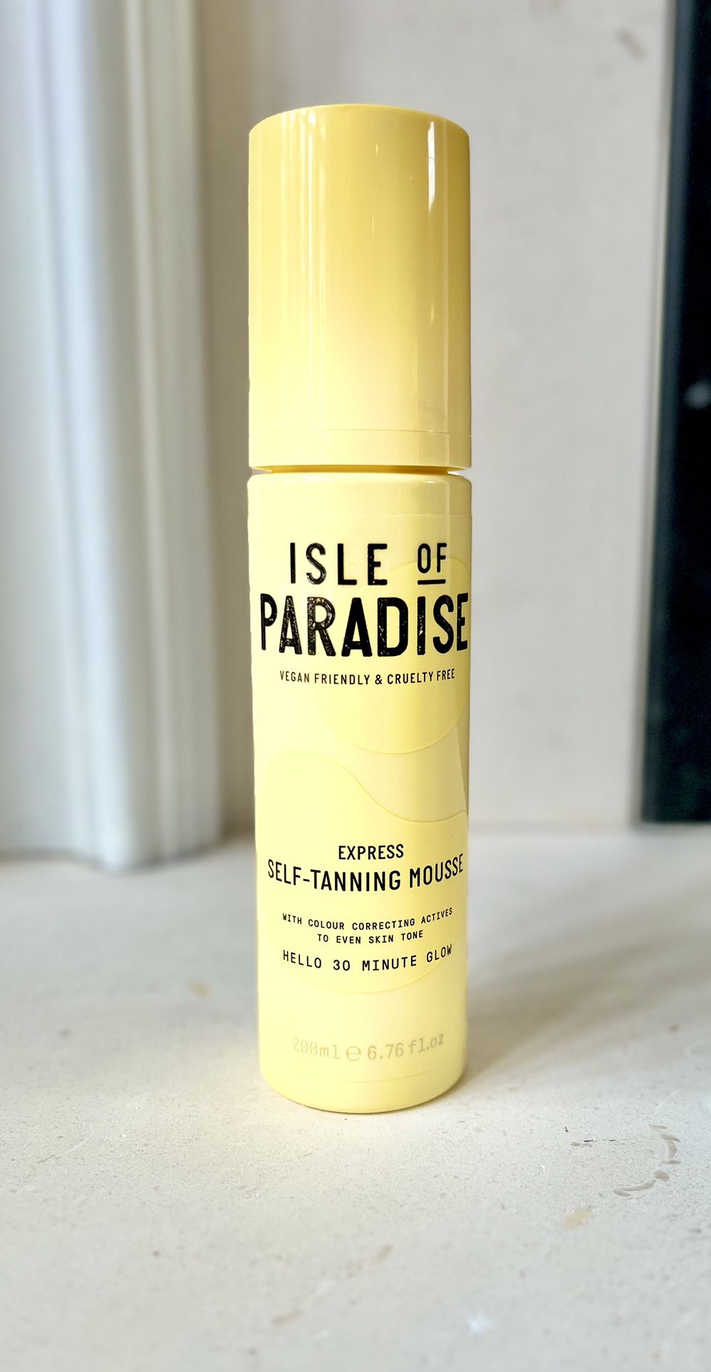 Isle of Paradise Express Self-Tanning Mousse