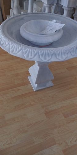 Fountain pure Marble. Fuente de Marbol