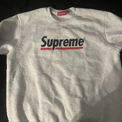 Supreme Crewneck