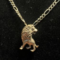 14k Lion Pendant 