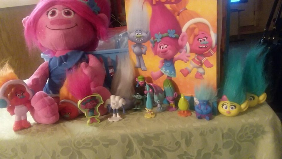 Troll doll busy book w figures pencil toppers book very cut6e doll is19 " tall.