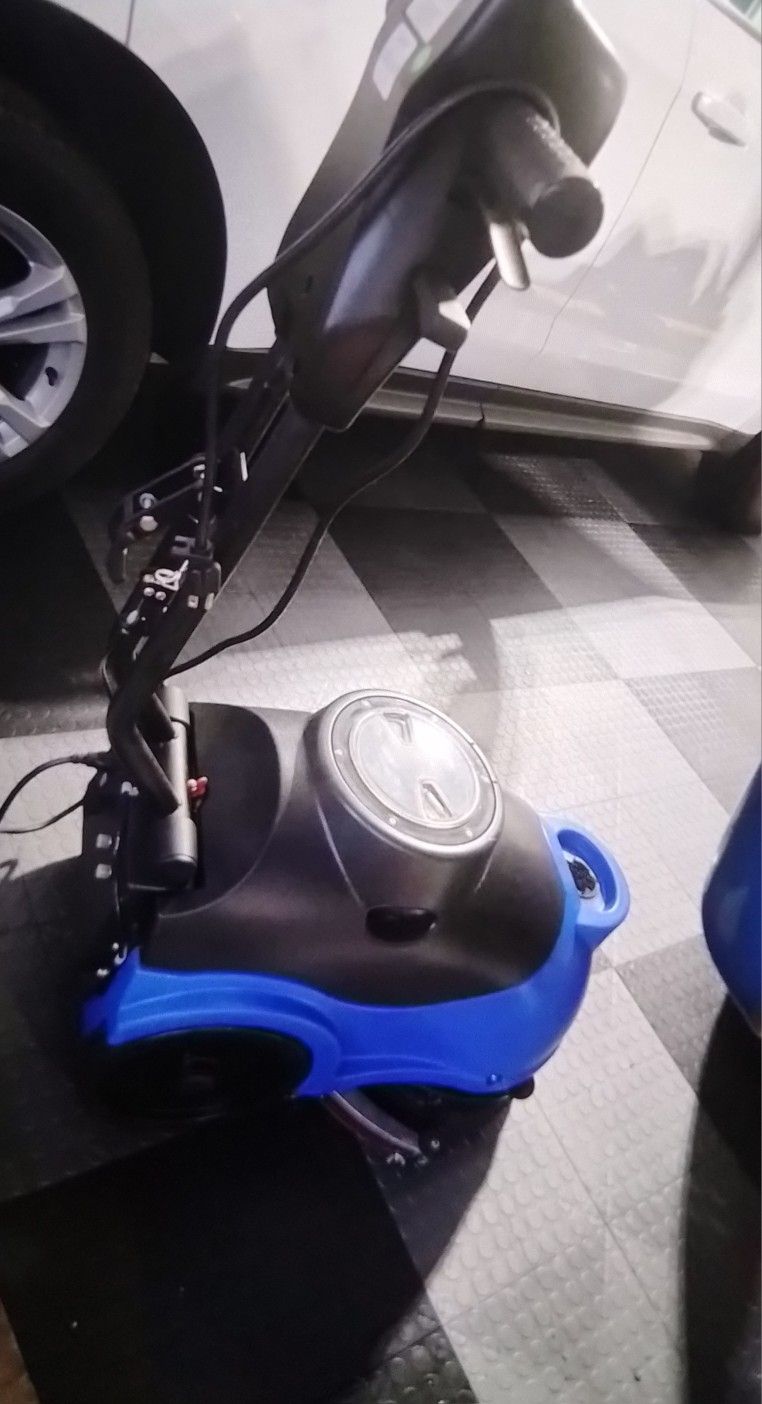 Floor Srubber