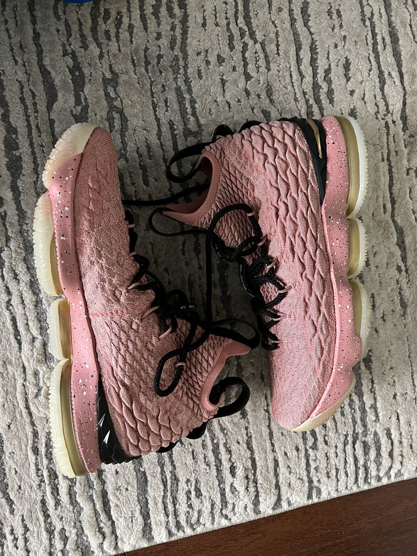 Lebron 15 rust pink clearance for sale