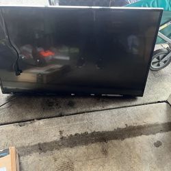 Tv With 2 Different Stands