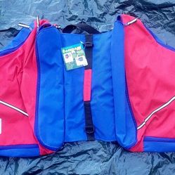 BACK PACK FOR PETS - New With Tag