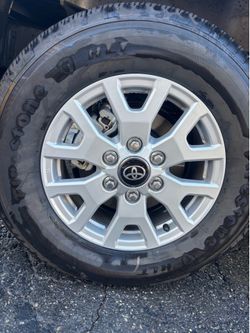 2026 Toyota Tacoma SR5 OEM 17” Alloy Wheels - Set of 4 - Only 2,521 Miles