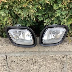 Cascadia Fog Lights Set