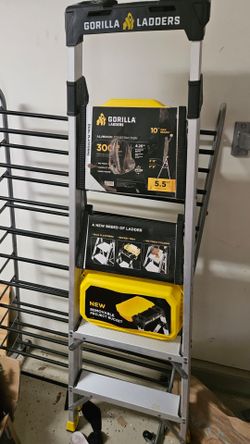 Gorilla Ladders 5.5 ft Aluminum Step Ladder