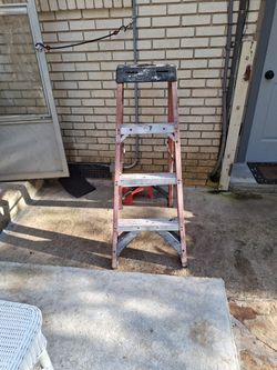 Ladder WARNER 4 ft