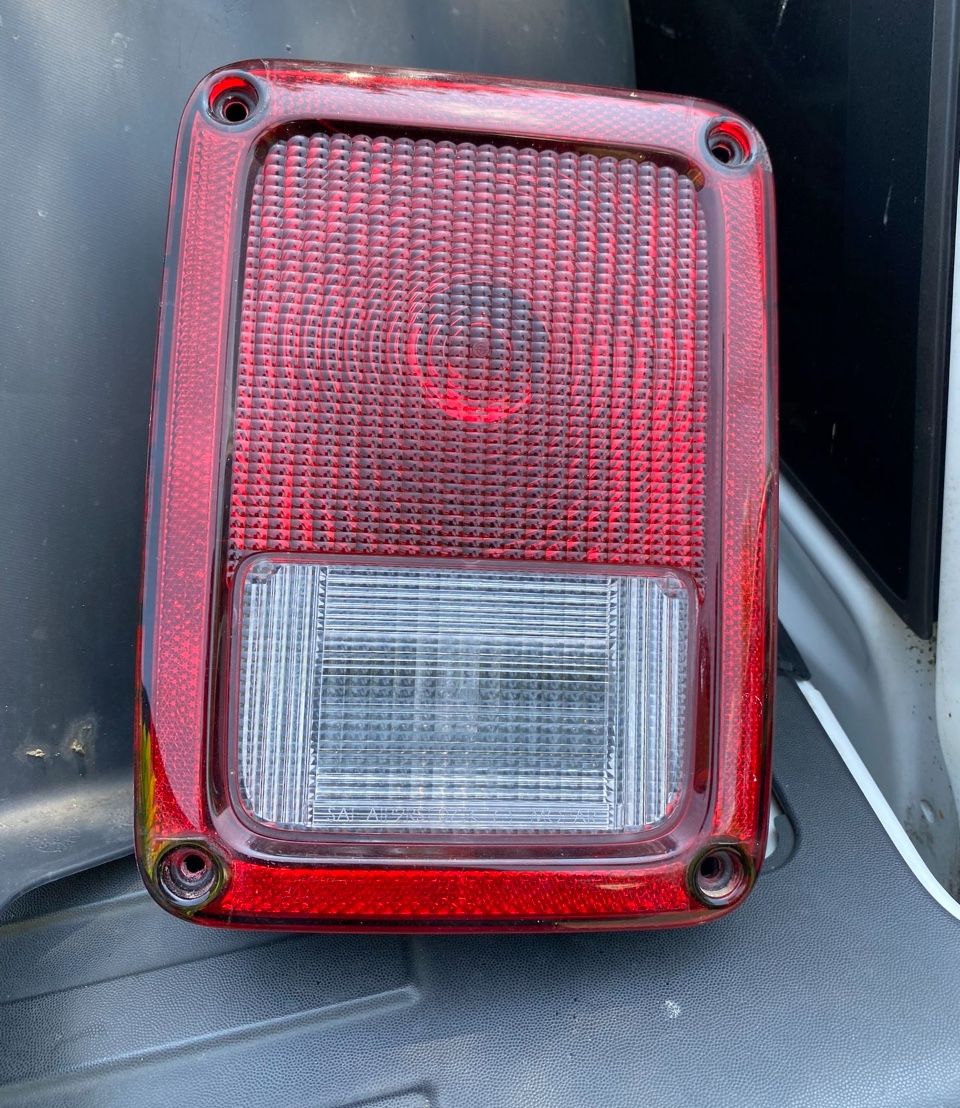 Taillight (1) Or (2) 07-18 Jeep Wrangler