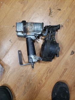 Hitachi Roof Nail Gun