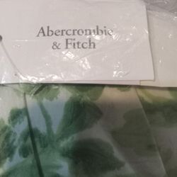 Women's Abercrombie & Fitch  "Small"